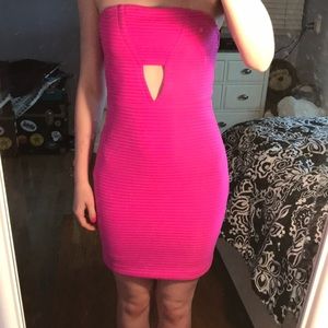 hot pink bodycon dress